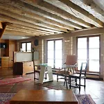 2-Room In Heart Of Paris-Marais